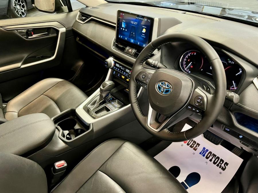 RAV4 Deluxe - Image 3